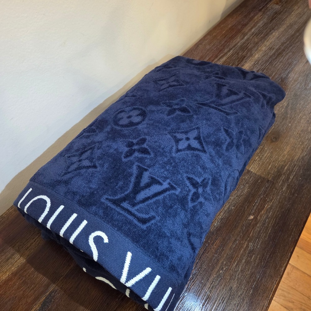 Louis Vuitton LVacation Monogram Beach Towel‎ Navy Blue (M7781)